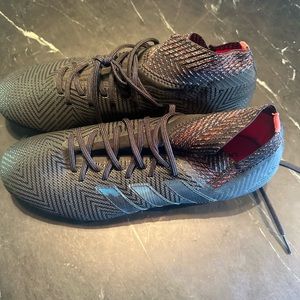 Soccer cleats